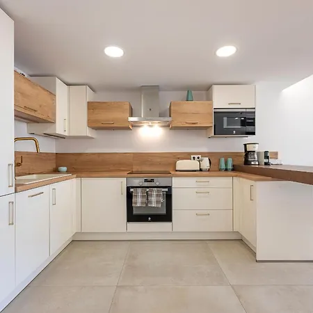 Marbella- First Line ماربيا